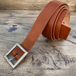 La ceinture CARRÉ cognac 30 mm