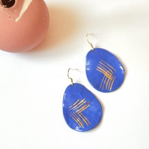 Boucles d’oreilles La Tempête Bleue en porcelaine bleu